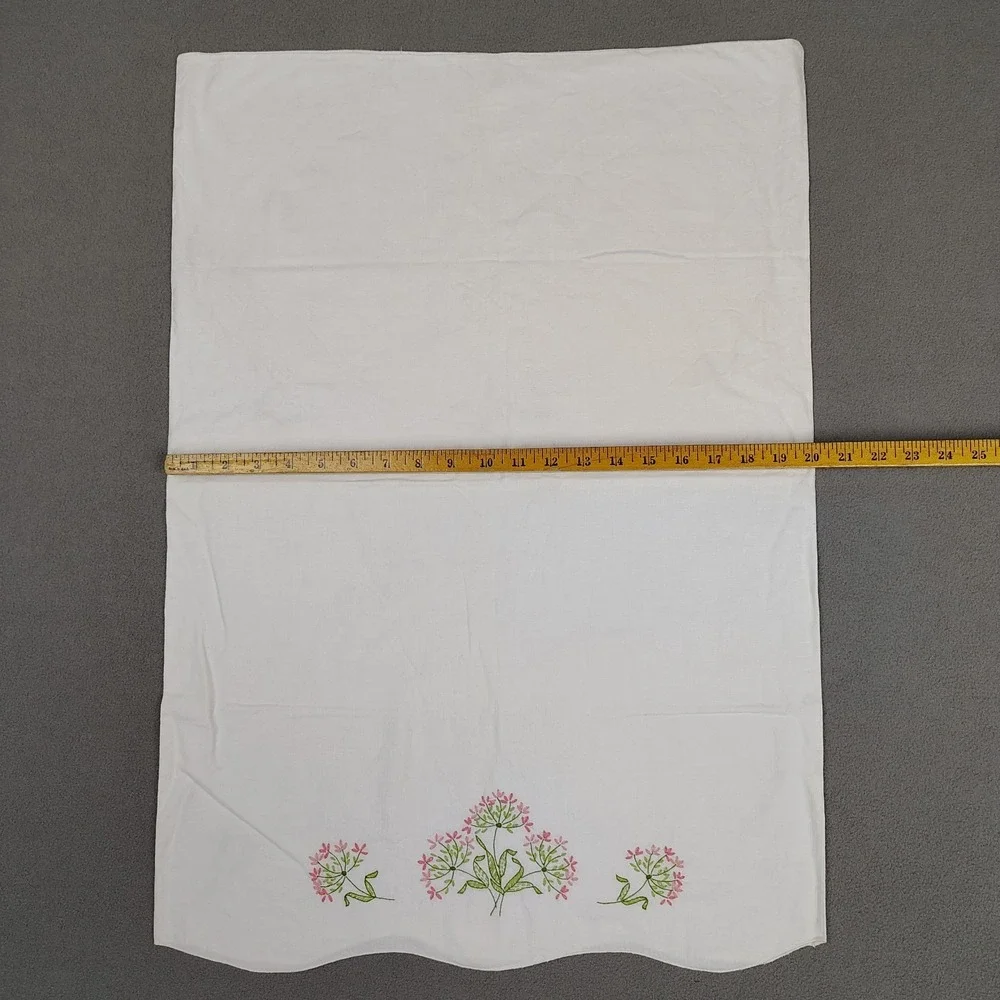 Vintage Embroidered Floral Pillowcase Set (2) White Pink MCM Cross Stitch 20x29